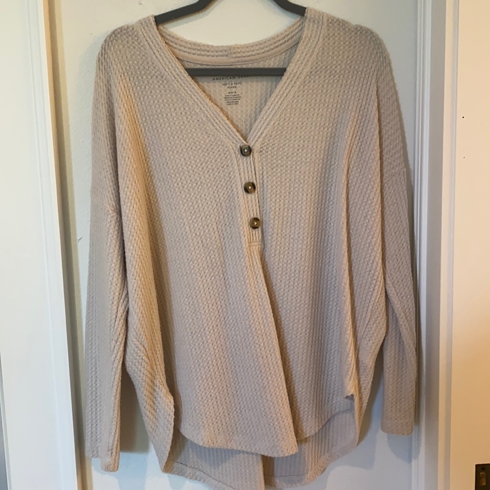 American Eagle sweater